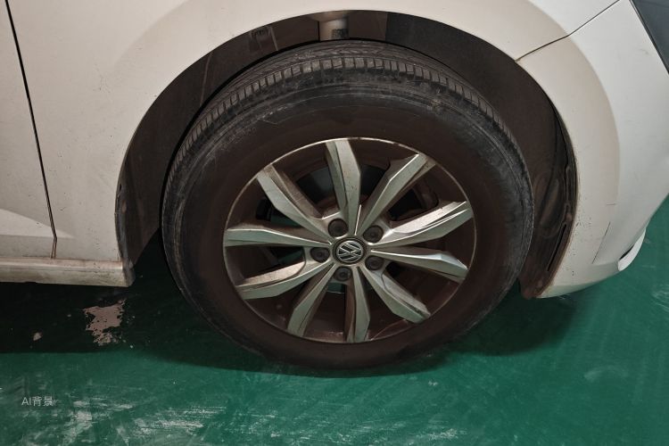 Polo 2020 car image #9