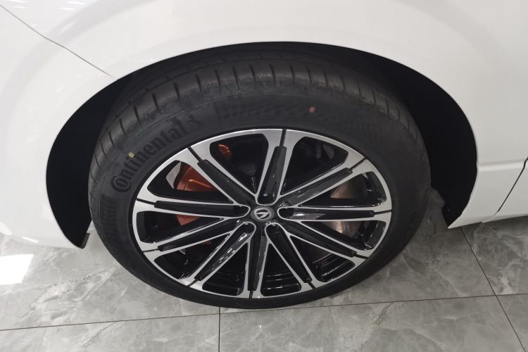 Changan UNI-K iDD 2025 #9 Changan UNI-K iDD 2025 car image #9