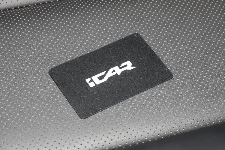 2025 car image #9