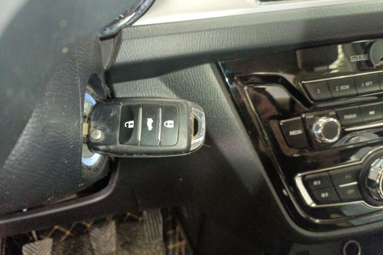 Changan Alsvin V7 2017 #9 Changan Alsvin V7 2017 car image #9