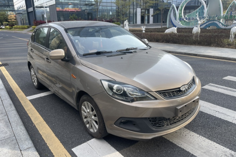 Chery Fulwin 2 2015 #9 Chery Fulwin 2 2015 immagine di auto #9