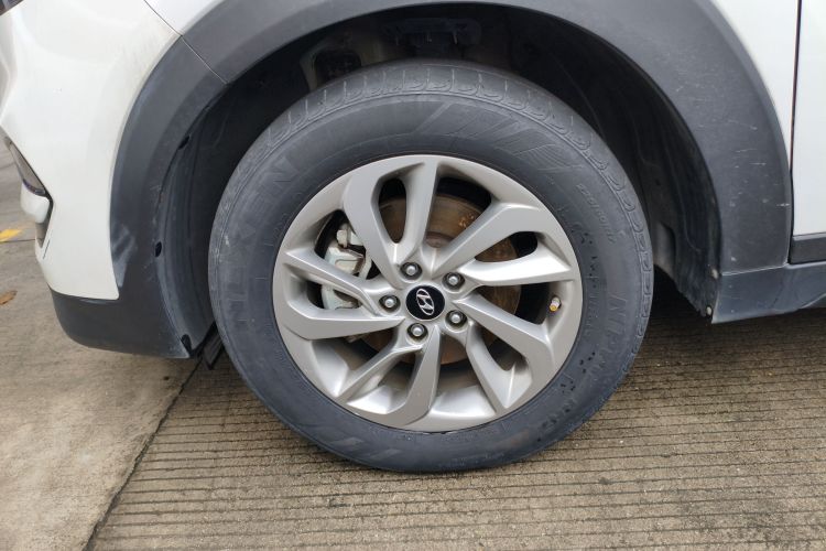 现代 途胜 2017 汽车图片 #9