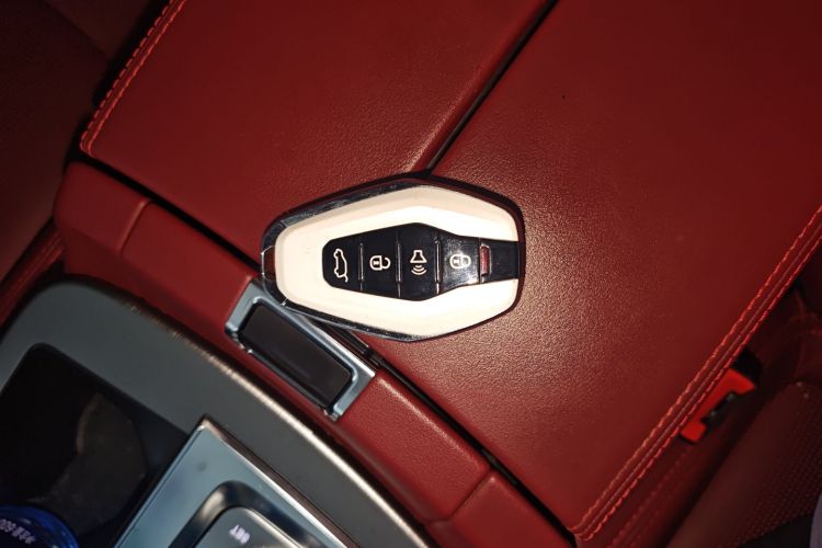 X70 PLUS 2022 #9 X70 PLUS 2022 car image #9