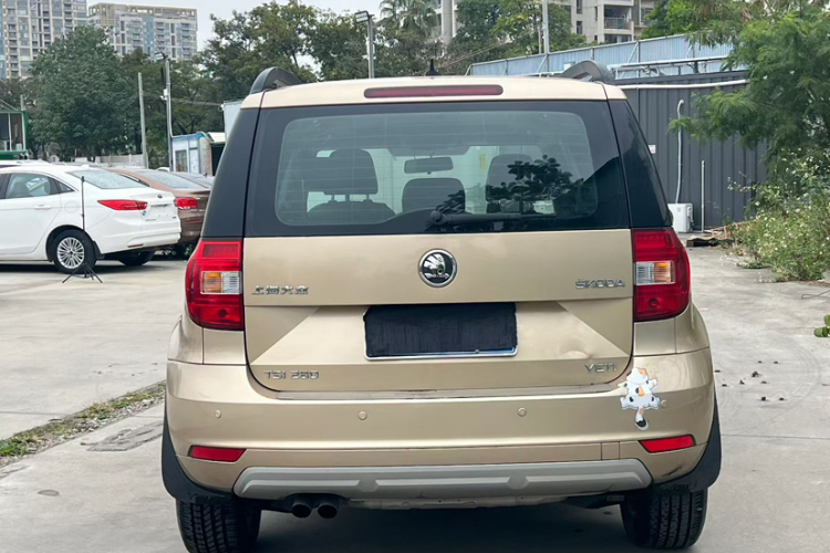 Skoda Yeti 2015 immagine di auto #9