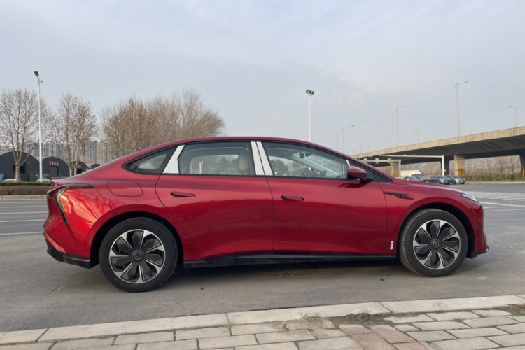 HongQi TianGong 05 2025 car image #9