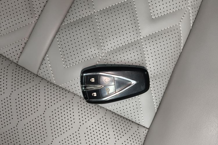 Changan UNI-K iDD 2023 #9 Changan UNI-K iDD 2023 car image #9