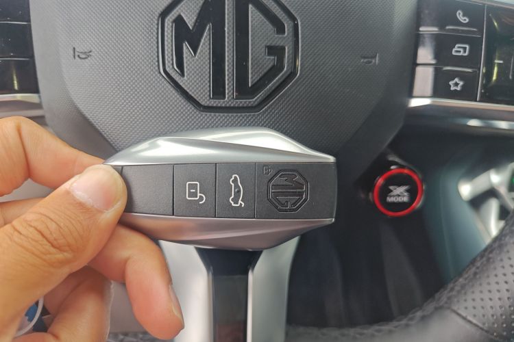 MG 7 2025 car image #9