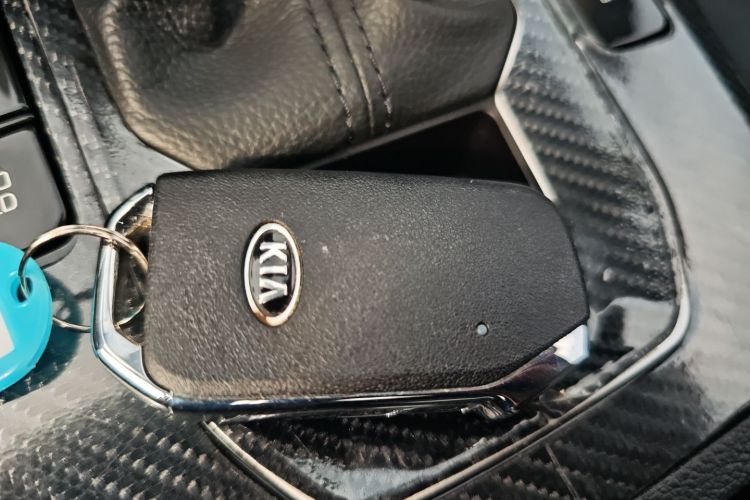 起亚 起亚K3 2020 汽车图片 #9