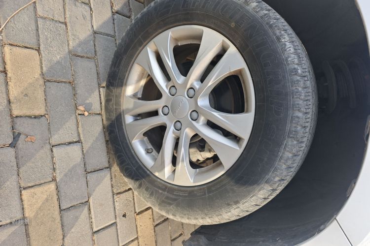 Haval M6 2019 #9 Haval M6 2019 car image #9