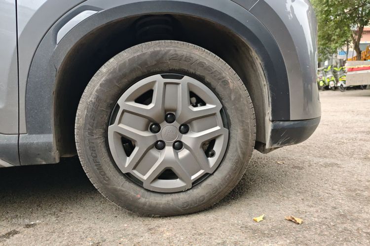 BYD YuanUP 2024 car image #9