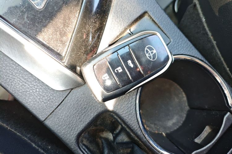 Corolla 2015 #9 Corolla 2015 car image #9