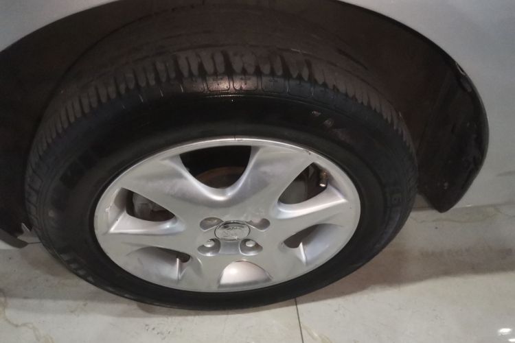 Toyota Corolla (Classic) 2015 immagine di auto #9