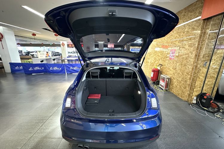 奥迪 奥迪A1 2017 汽车图片 #9