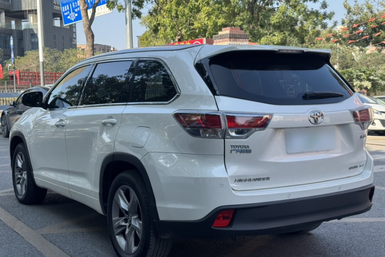 Toyota Highlander 2017 car image #9