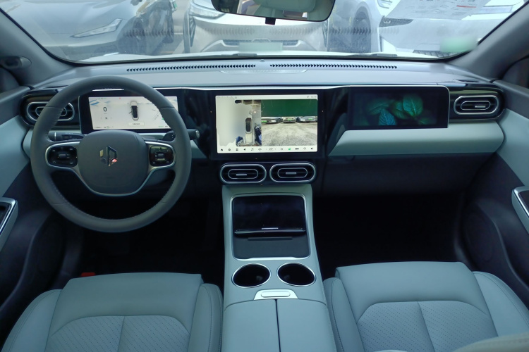 零跑汽车 零跑C01 2024 汽车图片 #9