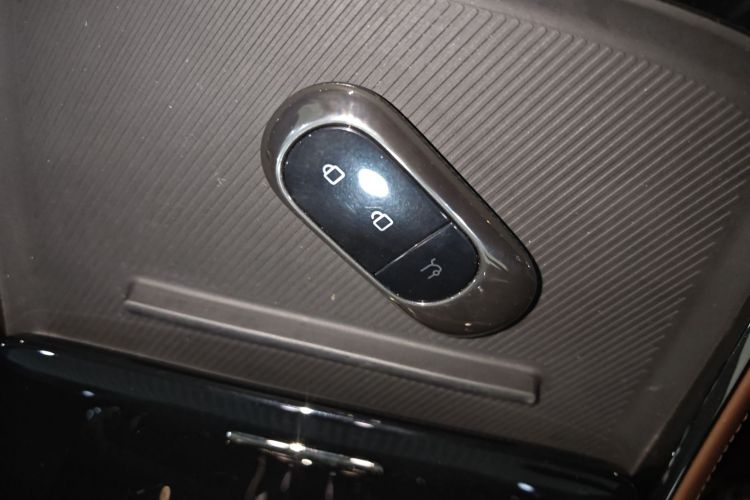 零跑汽车 零跑C01 2023 汽车图片 #9