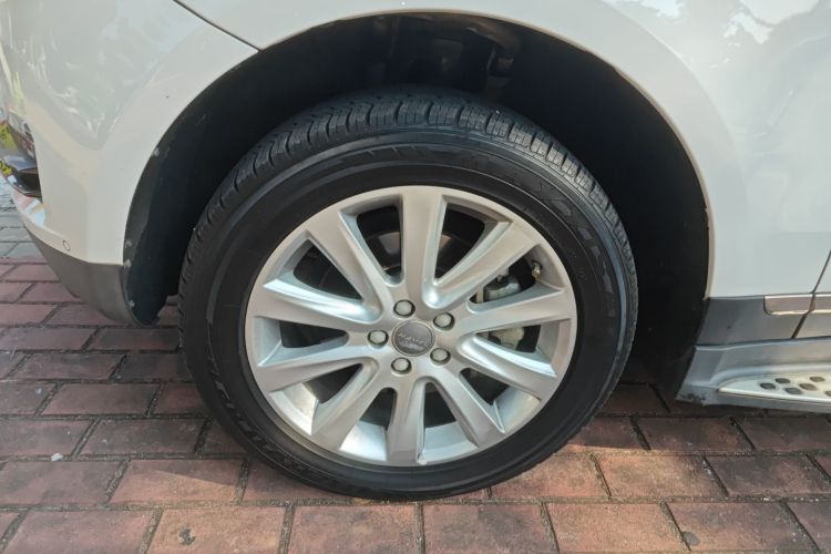 Haval H8 2015 #9 Haval H8 2015 car image #9