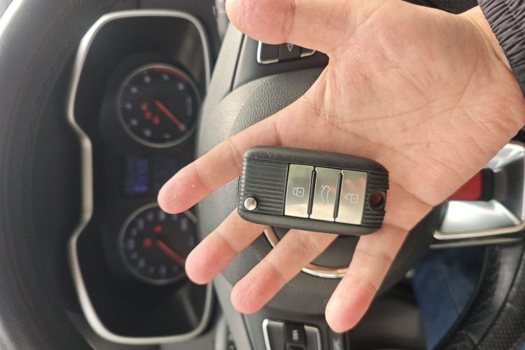 MG ZS 2019 car image #9