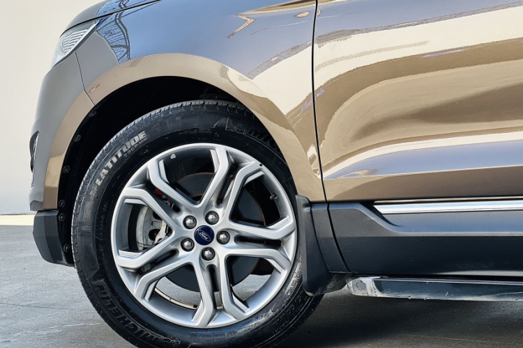 Ford Edge 2018 image de voiture #9