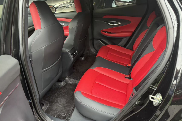 Changan UNI-T 2020 immagine di auto #9