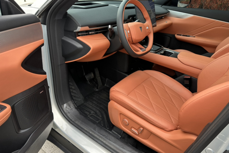 Deepal S05 2025 immagine di auto #9