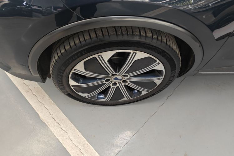 Denza N8 2023 imagen de coche #9