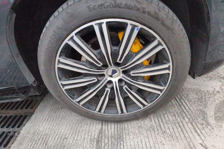 Denza N9 2025 car image #9