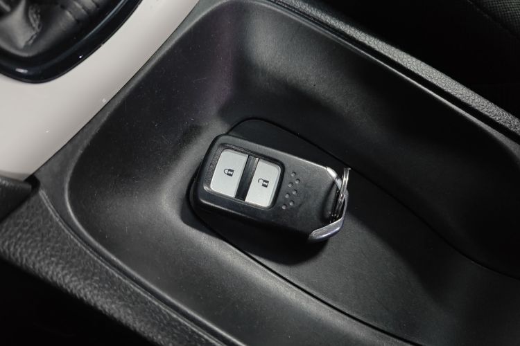 Honda Fit 2021 car image #9