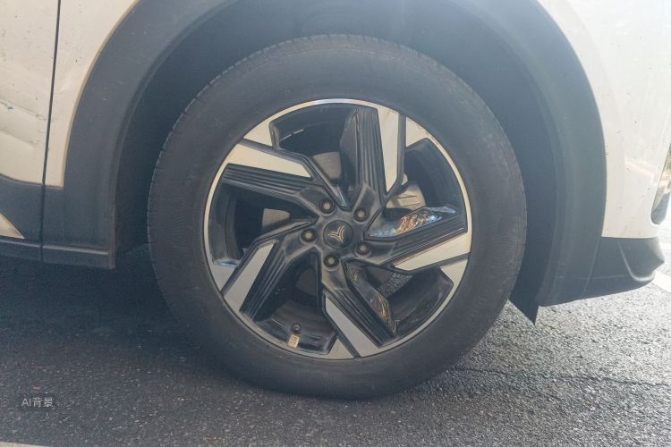 哪吒汽车 哪吒X 2023 汽车图片 #9