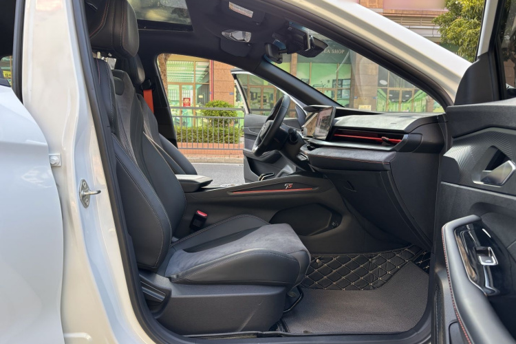 GEELY Binray 2022 #9 GEELY Binray 2022 car image #9