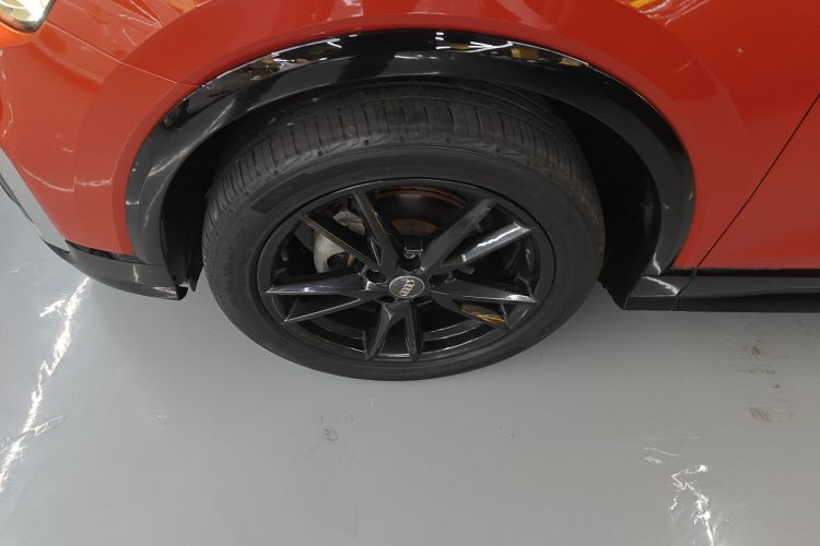 Q2L 2019 car image #9