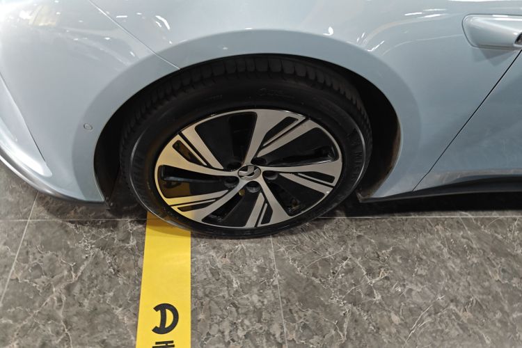 蔚来 蔚来ET5 2025 汽车图片 #9