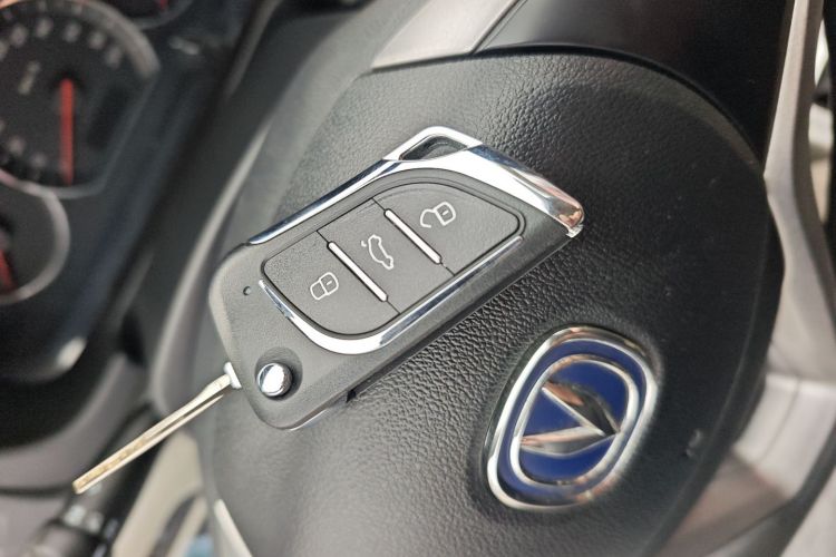 Changan Alsvin V3 2016 car image #9