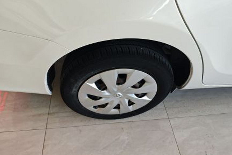 Vios 2015 car image #9