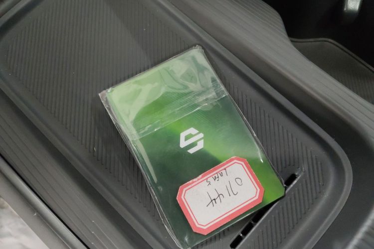 零跑汽车 零跑Lafa5 2025 汽车图片 #9