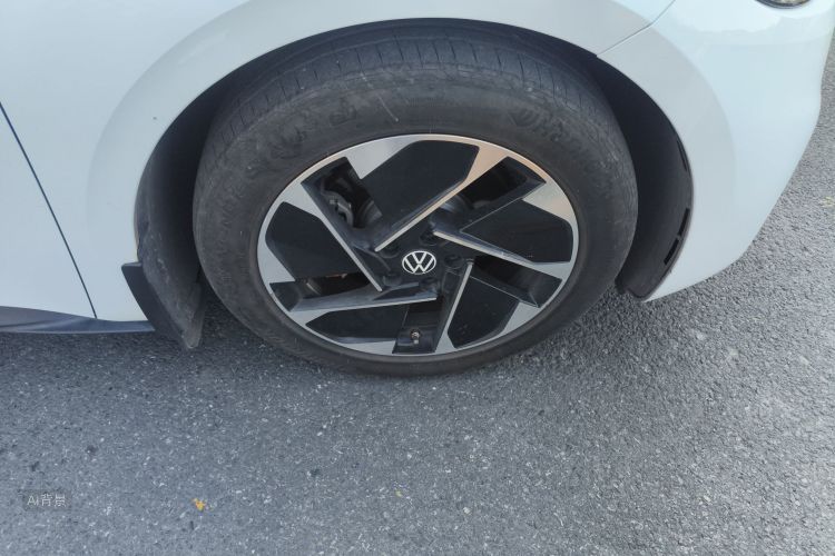 Volkswagen ID.3 2024 immagine di auto #9