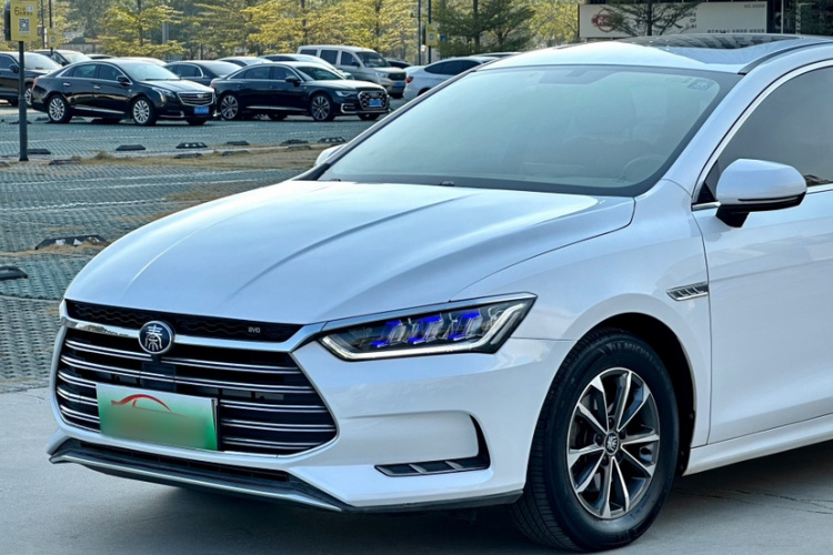 BYD Qin Pro New Energy 2020 car image #9