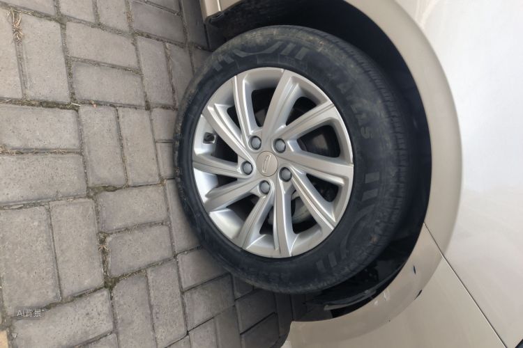 GEELY Binray 2021 car image #9