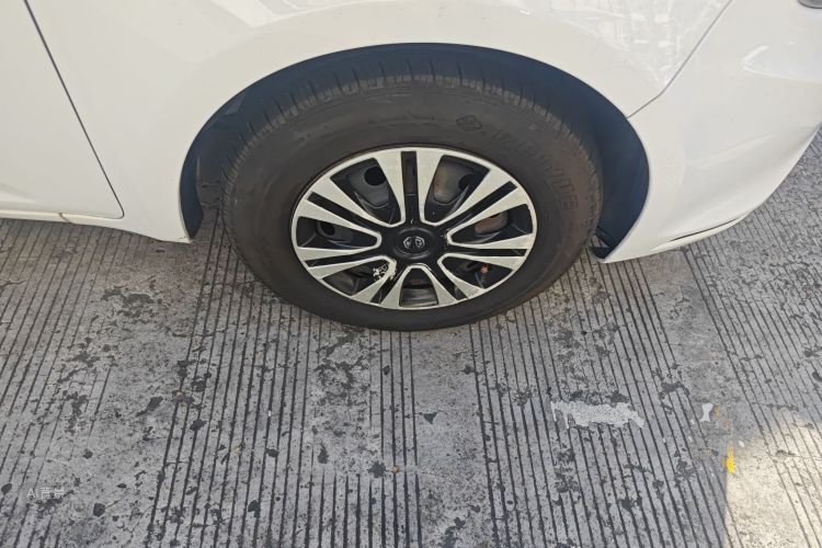 MG 3 2016 car image #9