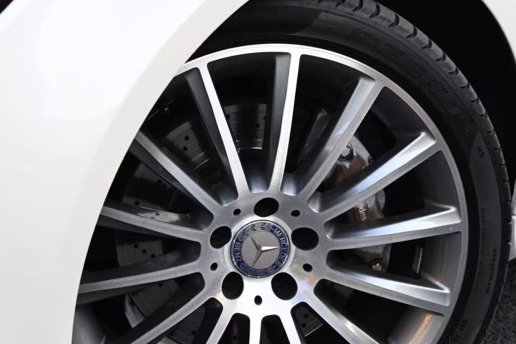 Mercedes-Benz CLS Class 2017 car image #9