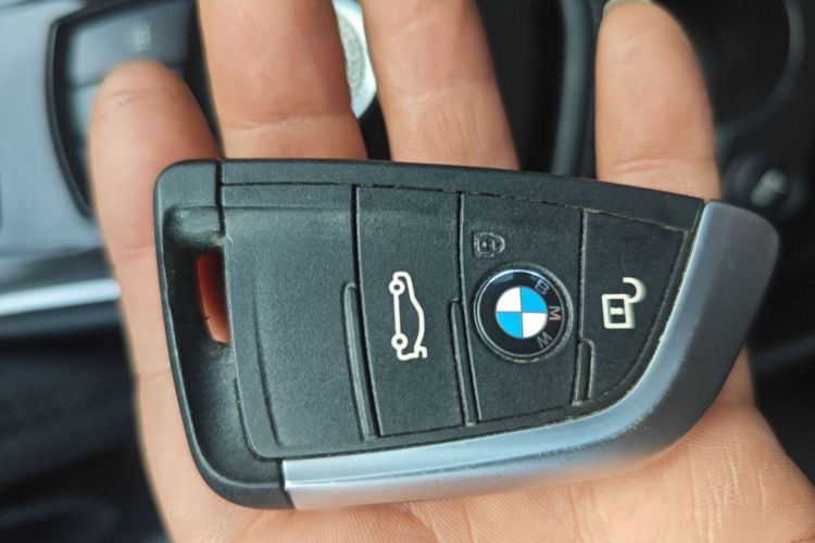 BMW 2 Series Tourer 2017 car image #9