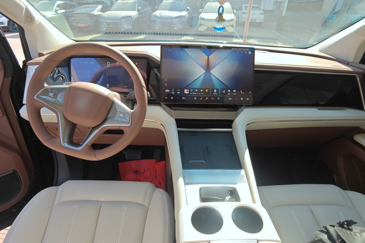 BYD Xia 2025 #9 BYD Xia 2025 imagen de coche #9