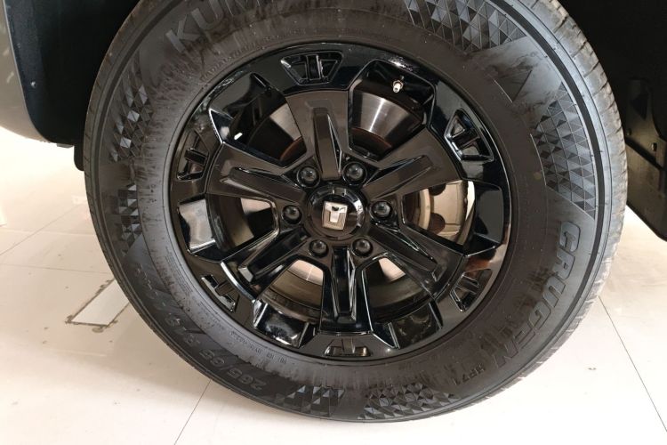 Tank 400 New Energy 2025 car image #9