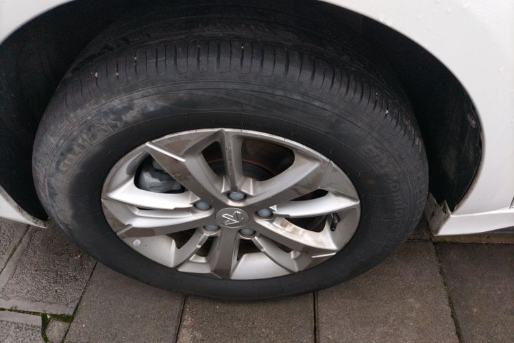 睿蓝汽车 枫叶60s 2024 汽车图片 #9