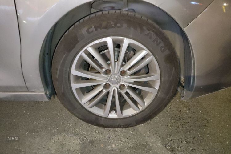 Citroen C4L 2015 car image #9