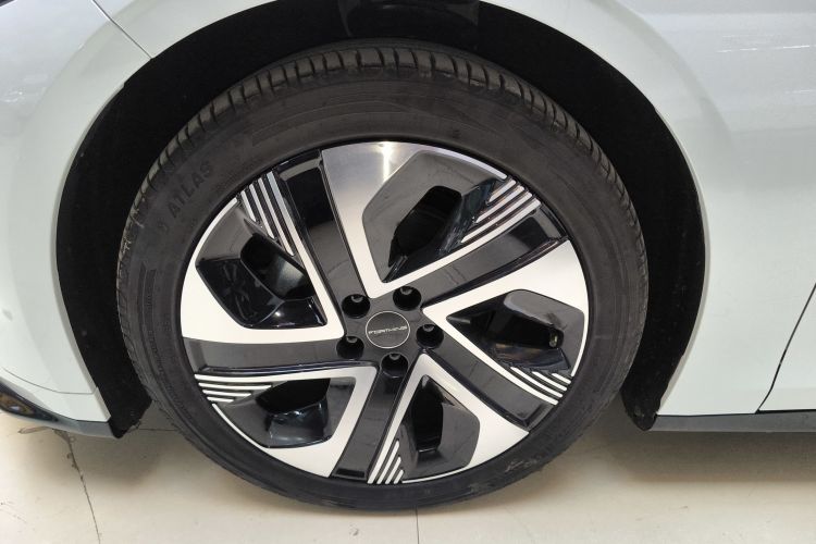 Forthing S7 2025 #9 Forthing S7 2025 صورة سيارة #9