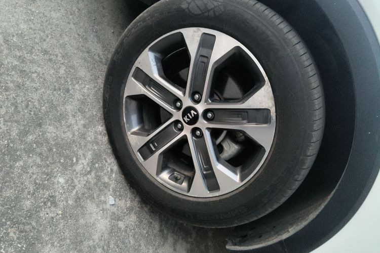 起亚 智跑 2018 汽车图片 #9