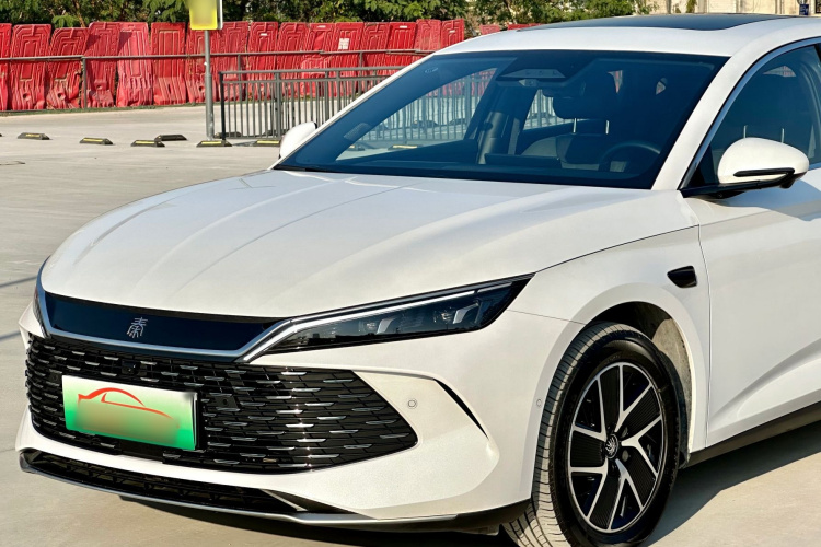 BYD Qin L 2025 #9 BYD Qin L 2025 car image #9