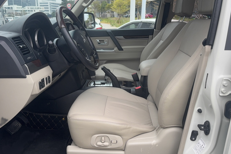 劳斯莱斯 2019 #9 劳斯莱斯 2019 汽车图片 #9