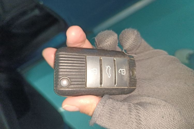 Roewe RX3 2018 изображение автомобиля #9